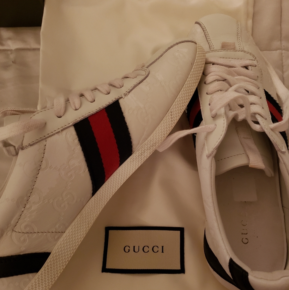 Authentic used women's Gucci Sneakers!